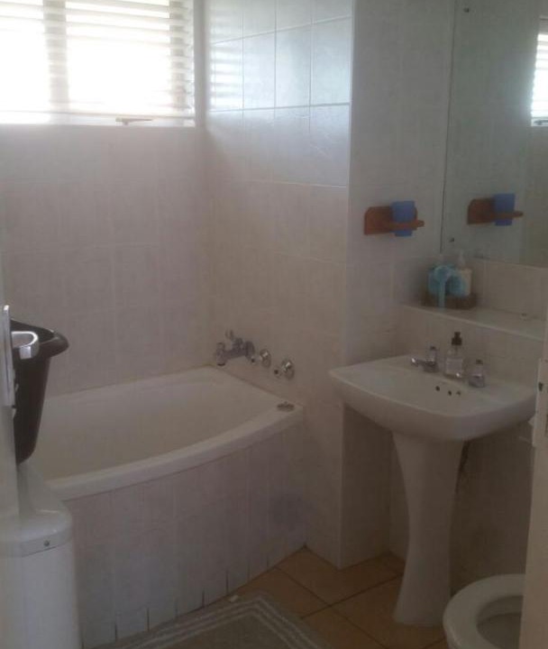Photo of Bathroom in Kingsborough