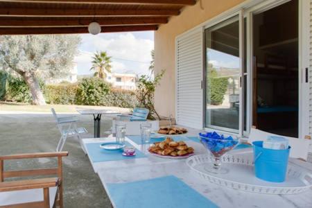 Photo of Others in Eretria