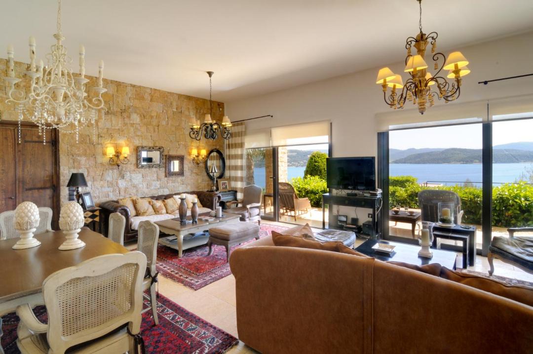 Photo of Livingroom in Theologos