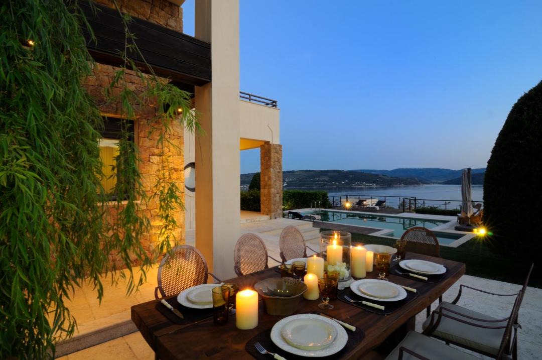 Photo of Patio Balcony in Theologos