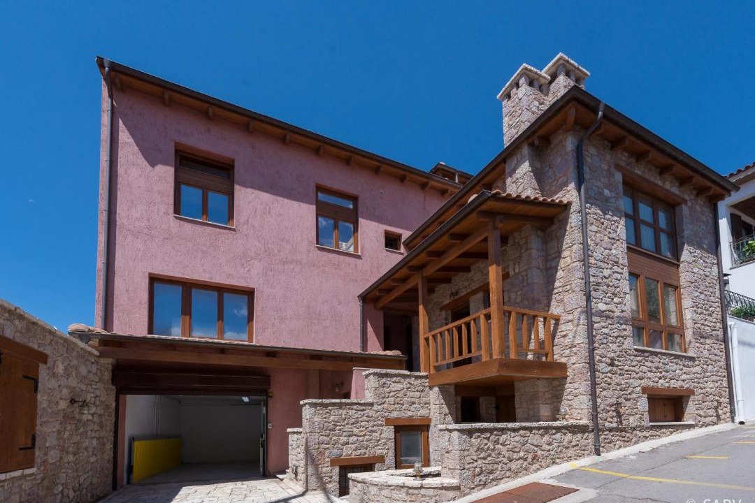 Photo of Others in Arachova