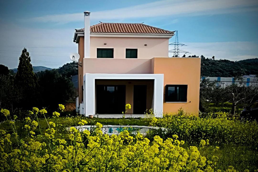 Photo of Others in Eretria