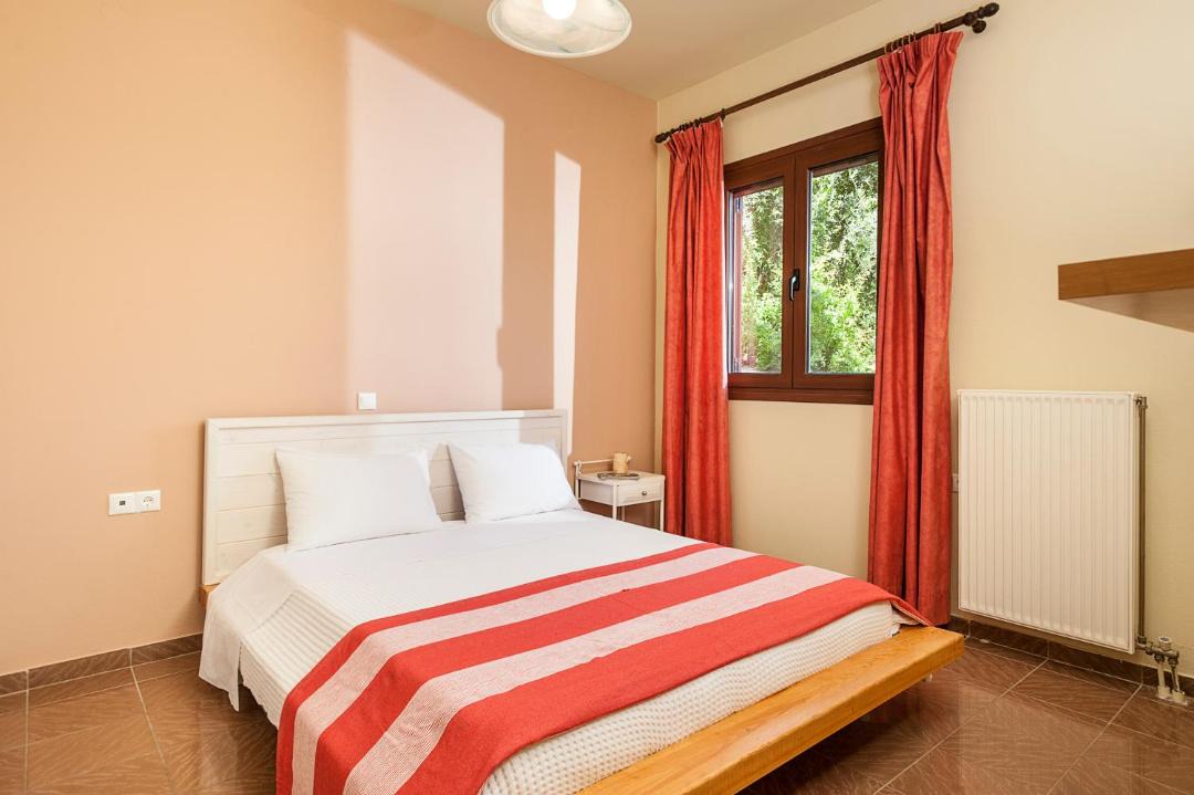 Photo of Bedroom in Stalos