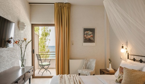 Double Room (Upper Floor)