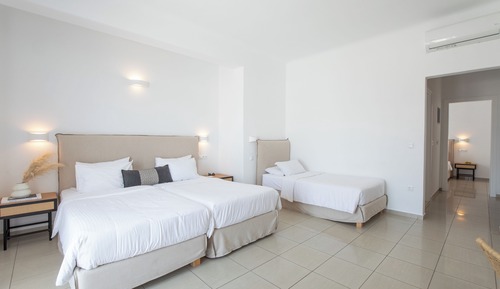 Family Room, 2 Bedrooms, Partial Sea View