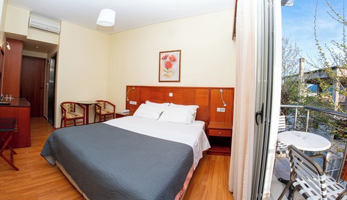 Deluxe Double Room Single Use, Mountain View