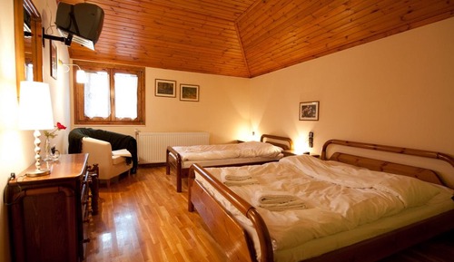 Superior Room, Mountain View