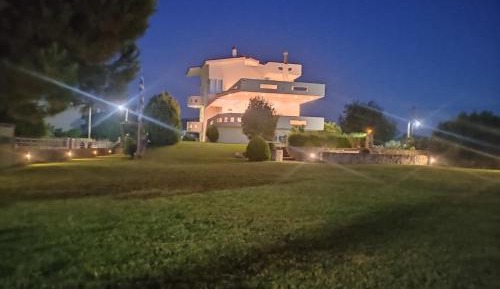 Deluxe Villa