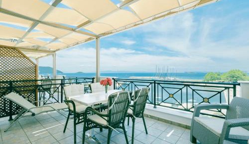 Junior Suite with Panoramic Sea View