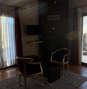 Deluxe Suite Meteora view
