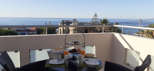 Studio with Sea View