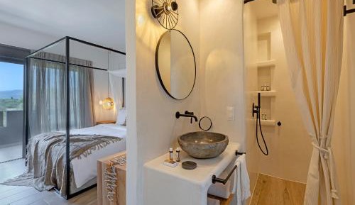 Junior Suite with Mountain View