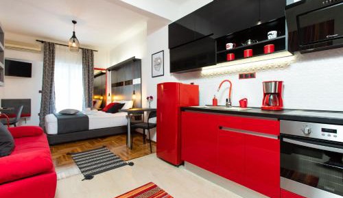 Deluxe Apartment