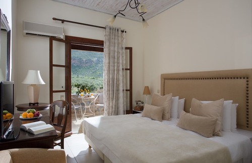 Karavostasi Hotel | Porto Vitilo Boutique Hotel