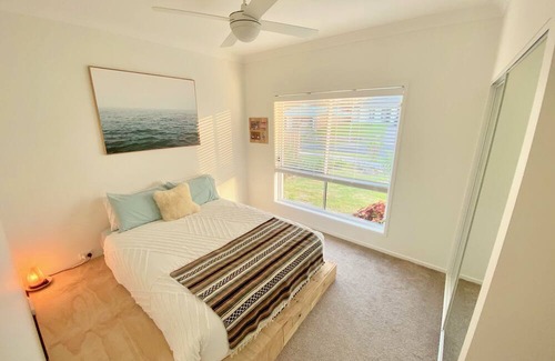 Yandina House | A 'Petite Retreat' perfect for hosting families, friends, or residential retreat