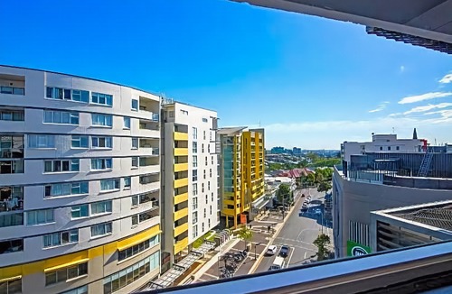 Spring Hill Hotel | Ridge Apartment Hotel