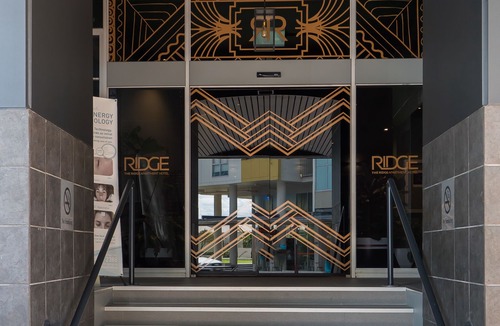 Spring Hill Hotel | Ridge Apartment Hotel