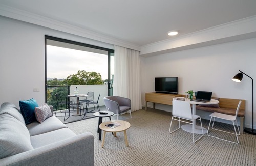 Cannon Hill Hotel | Quest Cannon Hill