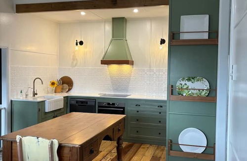 Kairi Cottage | Farmview Cottage, Kairi, Atherton Tablelands. A home away from home.