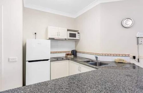 Palm Cove Apartment | two bedroom beach front apartment @ Alassio Palm Cove