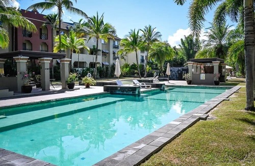Westcourt Apartment | Bliss - 9 Pools, BBQ and Gym