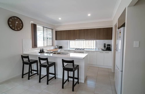 Coomera House | Cosy Home - House up to 8 Guests