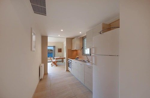 Katakali Apartment | 1st Floor at Crystal View Villa