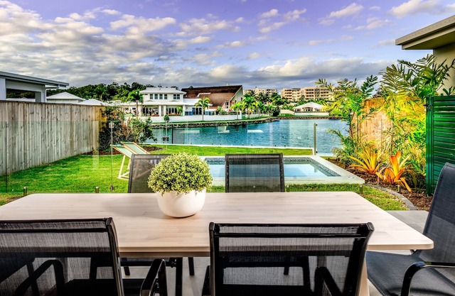 STUNNING NEW VILLA ON BLUE LAGOON WITH PLUNGE POOL
