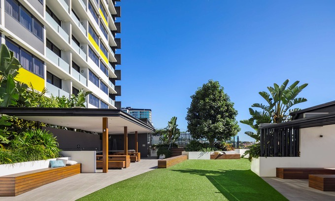 Hamilton Hotel | Alcyone Hotel Residences